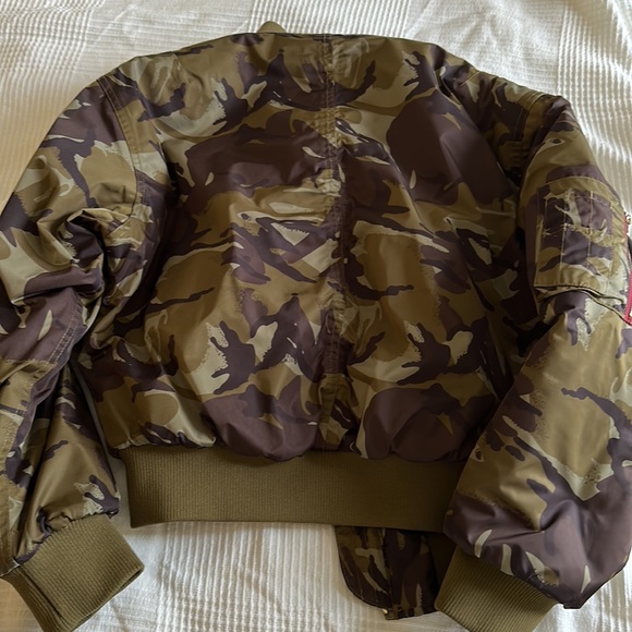 GANNI Camouflage Print Bomber Jacket size S - Picture 13 of 13